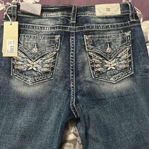 Miss Me NWT Capri Jeans